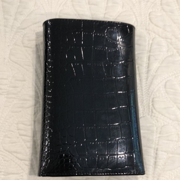 Black Patent Leather Wallet - Picture 2 of 7